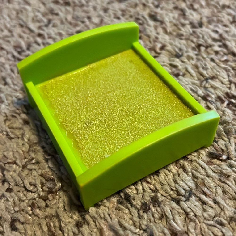 Vintage Fisher-Price little people play family, green parents double bed